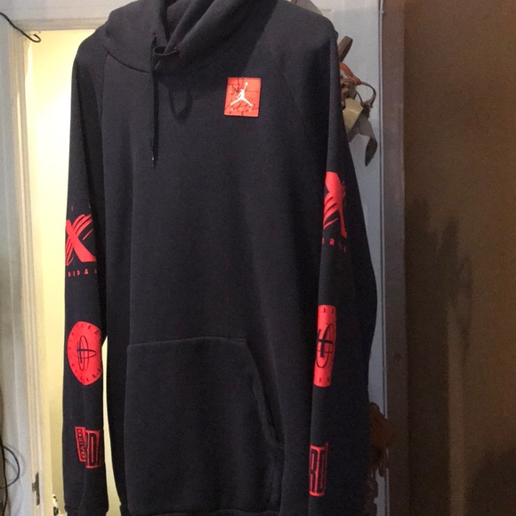 Jordan pull over - Picture 2 of 2